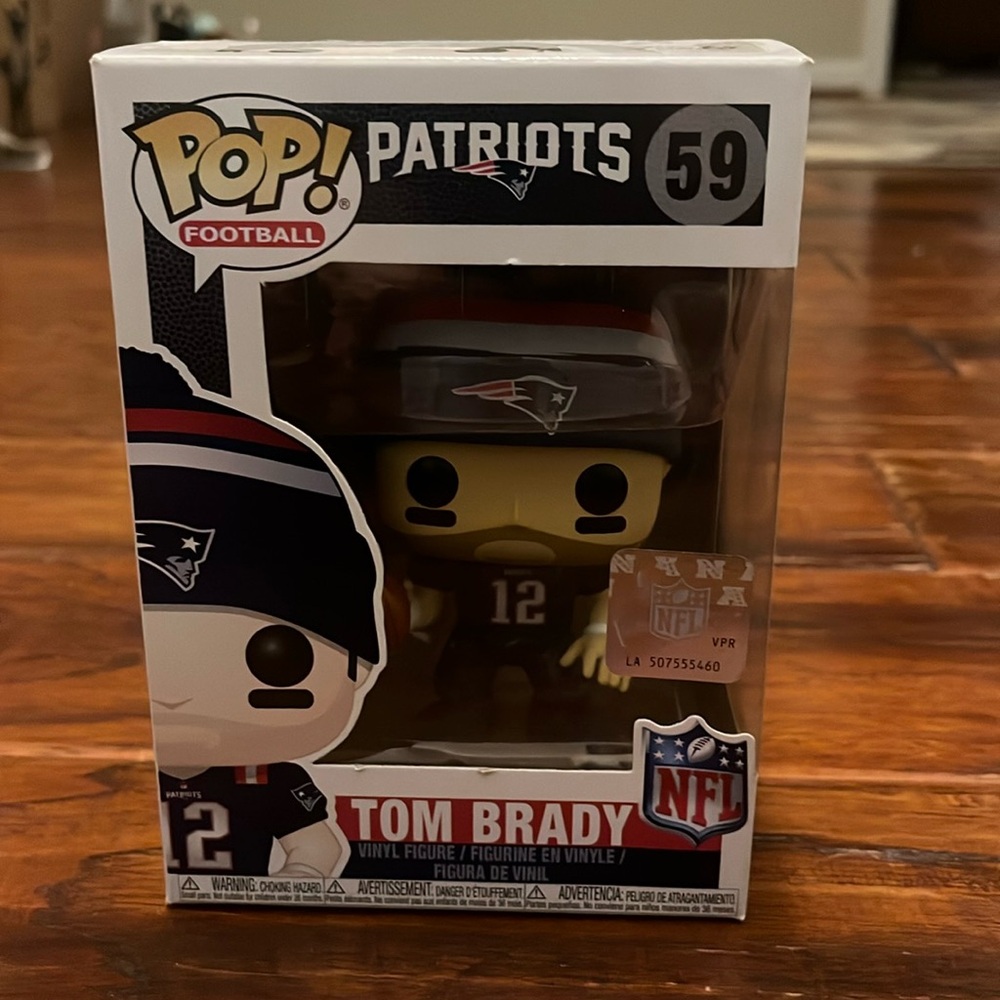 NWT NFL Funko Pop! New England Patriots #12 Tom Brady Figure #59 Collectible.